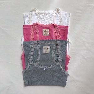 2/$25✨Hollister Laced Tanks Bundle